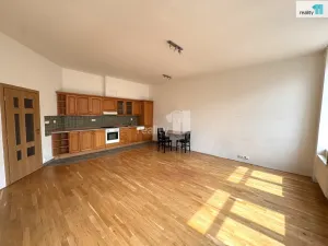 Pronájem bytu 2+kk, Praha - Vysočany, Kolbenova, 86 m2