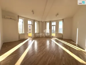 Pronájem bytu 2+kk, Praha - Vysočany, Kolbenova, 85 m2