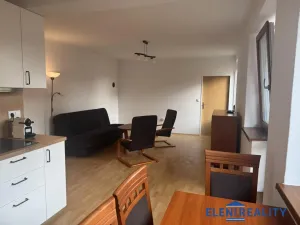 Pronájem bytu 2+kk, Hradec-Nová Ves, 66 m2