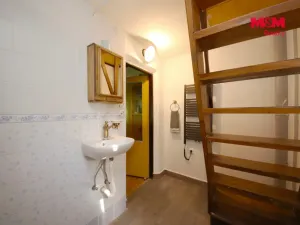 Pronájem chaty, Jenišovice, 77 m2