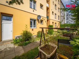 Prodej bytu 1+kk, Hradec Králové, Škroupova, 34 m2