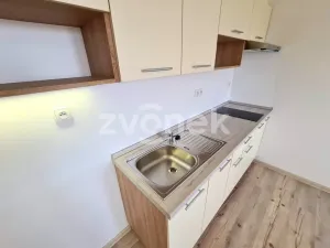 Pronájem bytu 1+kk, Zlín, Švermova, 30 m2
