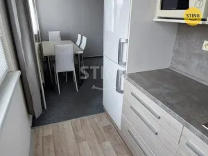 Pronájem bytu 2+1, Pardubice, Gagarinova, 56 m2
