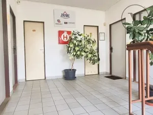 Pronájem kanceláře, České Budějovice, Hlinská, 28 m2