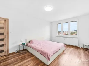 Prodej bytu 3+kk, Plzeň - Doubravka, Staniční, 58 m2