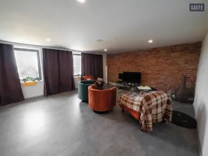 Prodej komerčního pozemku, Vlasatice, 83936 m2