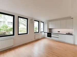 Prodej bytu 1+kk, Praha - Zbraslav, Elišky Přemyslovny, 34 m2