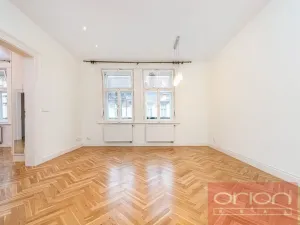 Pronájem bytu 3+1, Praha - Smíchov, Zborovská, 89 m2