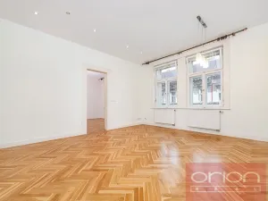 Pronájem bytu 3+1, Praha - Smíchov, Zborovská, 89 m2