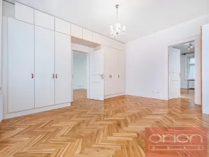 Pronájem bytu 3+1, Praha - Smíchov, Zborovská, 89 m2
