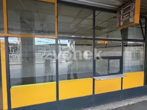 Pronájem obchodního prostoru, Zlín, Trávník, 21 m2