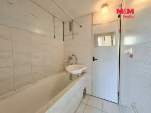 Prodej bytu 2+1, Ústí nad Labem - Neštěmice, Seifertova, 64 m2