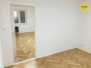 Pronájem bytu 2+kk, Pardubice, Na Hrádku, 53 m2