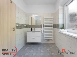 Pronájem rodinného domu, Úpice, Regnerova, 90 m2