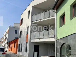 Prodej bytu 2+kk, Zlín, třída Svobody, 66 m2