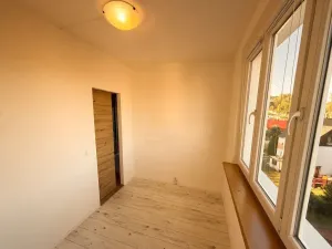 Pronájem bytu 2+1, Karlovy Vary, Svobodova, 34 m2