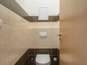 Pronájem bytu 2+kk, Jesenice, Cedrová, 69 m2