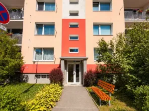 Prodej bytu 2+kk, Liberec - Liberec XXV-Vesec, Holubova, 43 m2