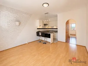 Prodej bytu 2+kk, Liberec - Liberec XXV-Vesec, Holubova, 44 m2