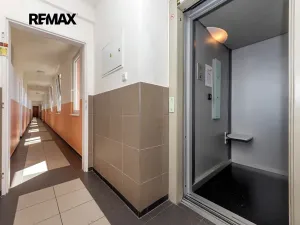 Prodej bytu 2+kk, Praha - Vršovice, Karpatská, 49 m2