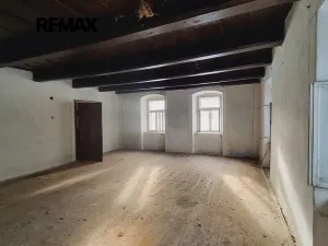 Prodej rodinného domu, Slatina, 215 m2