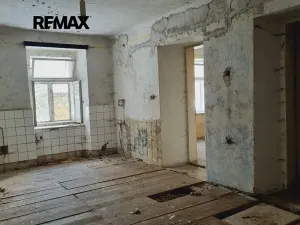 Prodej rodinného domu, Slatina, 215 m2
