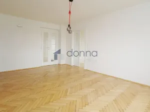 Pronájem bytu 3+kk, Praha, Pod lázní, 80 m2
