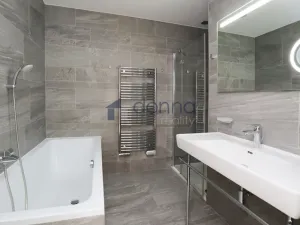 Pronájem bytu 3+kk, Praha, Pod lázní, 80 m2