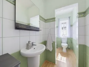 Prodej rodinného domu, Luženičky, 300 m2