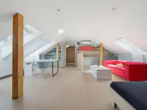 Prodej rodinného domu, Luženičky, 300 m2