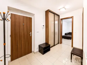 Pronájem bytu 3+1, Praha - Košíře, Lovčenská, 82 m2