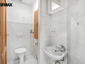 Prodej rodinného domu, Lomnice nad Popelkou, Komenského, 234 m2