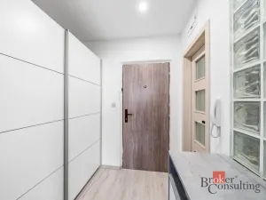 Pronájem bytu 1+kk, Plzeň - Bolevec, Kralovická, 32 m2