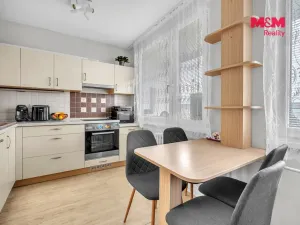 Prodej bytu 1+kk, Pardubice - Zelené Předměstí, nábřeží Závodu míru, 35 m2