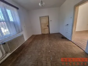 Prodej rodinného domu, Chrást, Kolmá, 180 m2