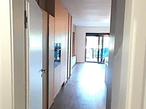 Pronájem bytu 1+kk, Praha, Spojovací, 49 m2