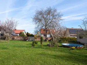 Prodej pozemku pro bydlení, Ořech, Polní, 1140 m2