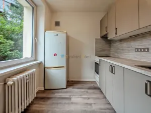 Pronájem bytu 1+1, Praha - Smíchov, Štorkánova, 33 m2