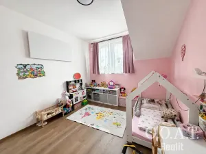 Prodej bytu 4+kk, Vochov, 81 m2