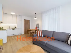 Pronájem bytu 2+kk, Praha - Holešovice, Vrbenského, 61 m2