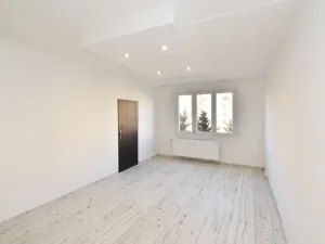 Prodej bytu 2+1, Chomutov, Skalková, 60 m2