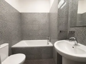Pronájem bytu 1+kk, Praha - Vysočany, Freyova, 30 m2