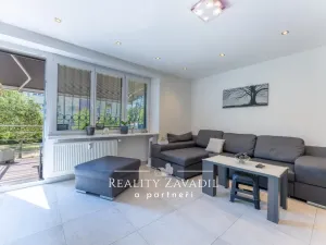 Prodej bytu 3+1, Praha - Strašnice, U kombinátu, 77 m2