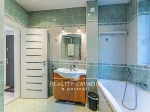 Prodej bytu 3+1, Praha - Strašnice, U kombinátu, 77 m2