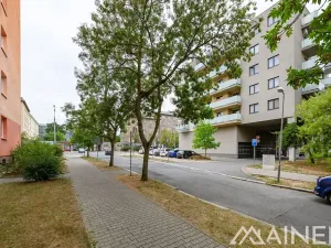 Pronájem bytu 2+kk, Plzeň, Koterovská, 49 m2