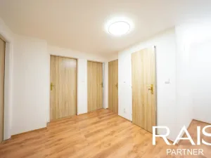 Pronájem bytu 2+1, Rosice, Komenského náměstí, 59 m2