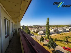 Prodej bytu 3+1, Milovice, Topolová, 77 m2