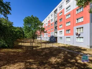 Prodej bytu 3+1, Plzeň - Doubravka, Ke Špitálskému lesu, 70 m2