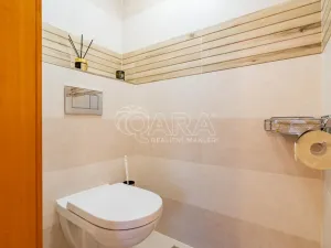 Prodej vícegeneračního domu, Mořina, 320 m2