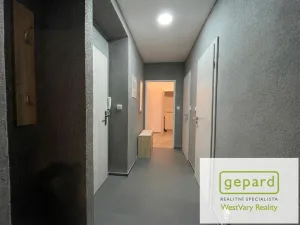 Prodej bytu 3+1, Karlovy Vary, Sokolovská, 66 m2